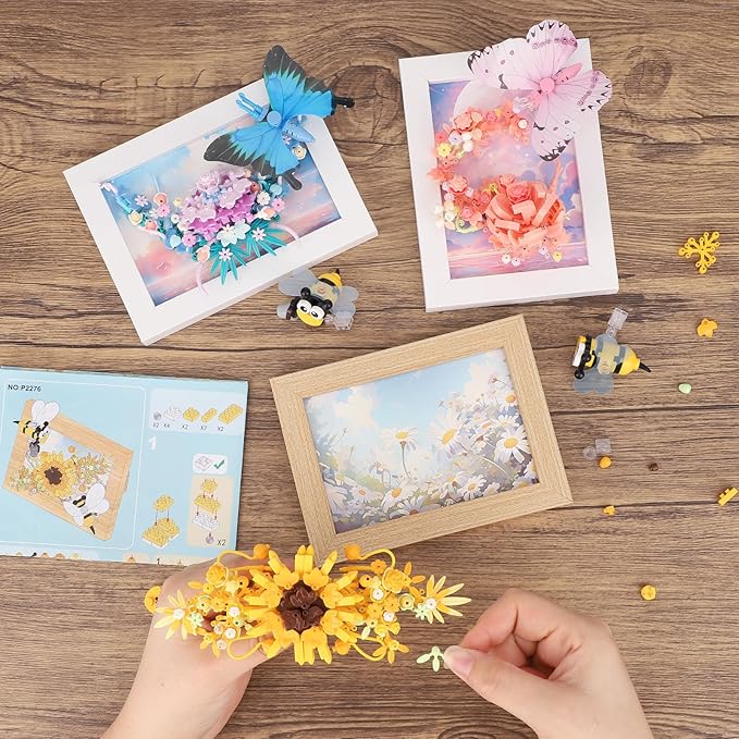 Bee Insects Flowers Photo Frame Micro Mini Bricks Building Set, Botanical Collection Wall Art Home Office Decor, Ideas Gift Building Toy for Boys Girls Adults(Not Compatible with Lego Set, P2276)